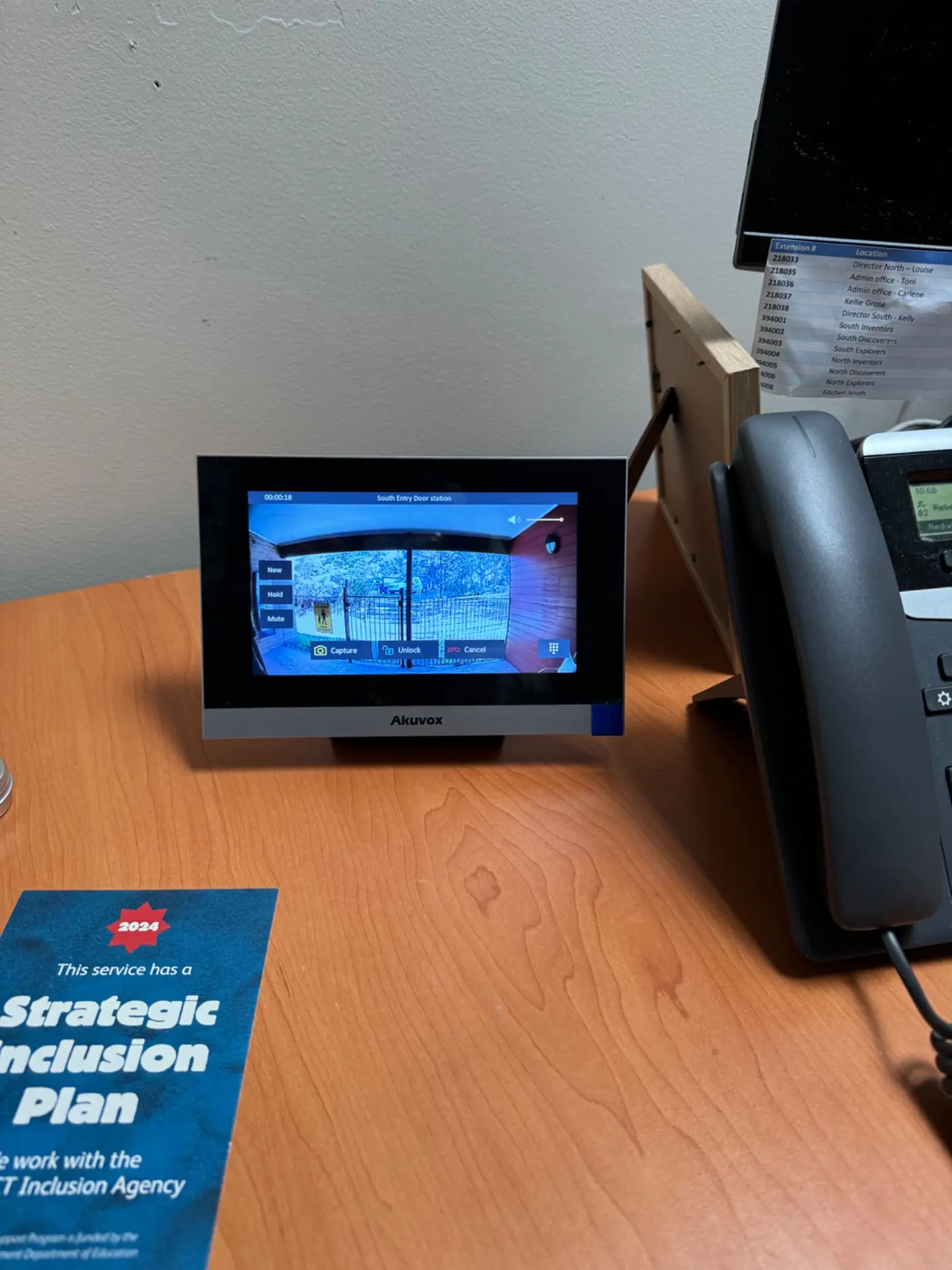 Indoor video intercom monitor installed by STAR-TEC